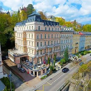 Humboldt Park & Spa Hotel